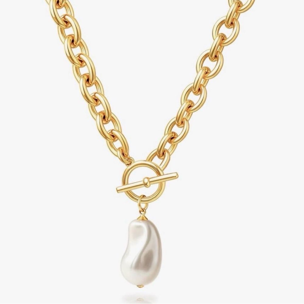 NEW 14k Gold Plated Elegant Gold Chain Necklace with Pearl Pendant